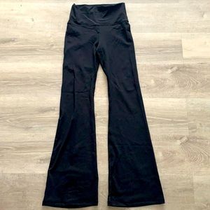 Fabletics Ultra High-Waisted Pureluxe Pant